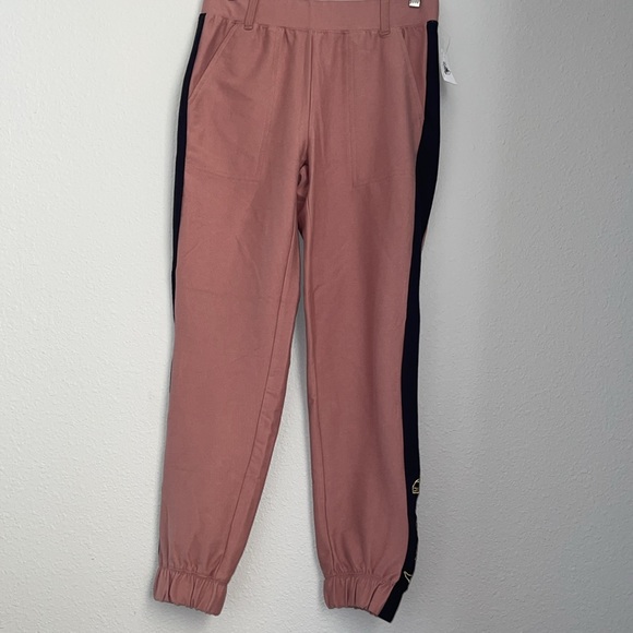 Women’s Star Wars joggers pants Disney parks black pink gold yoda Leia size M - Picture 2 of 9